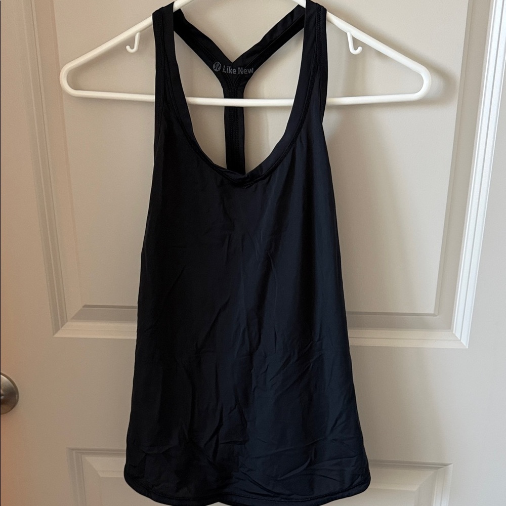 Lululemon Black Racerback lightweight Tank Top with mesh side panels | Size 6